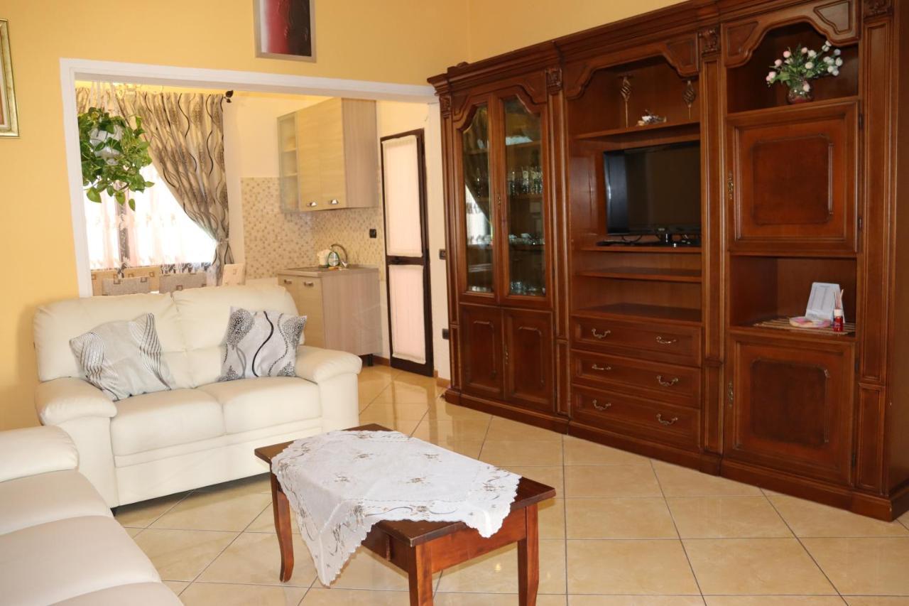 Casa Andreea Vicino Al Centro Di Olbia Iun R5904 Apartment Exterior photo