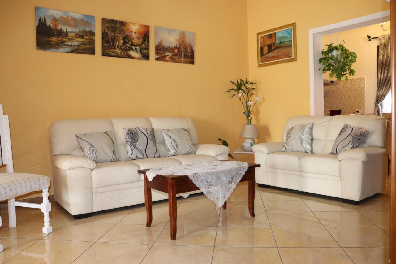 Casa Andreea Vicino Al Centro Di Olbia Iun R5904 Apartment Exterior photo