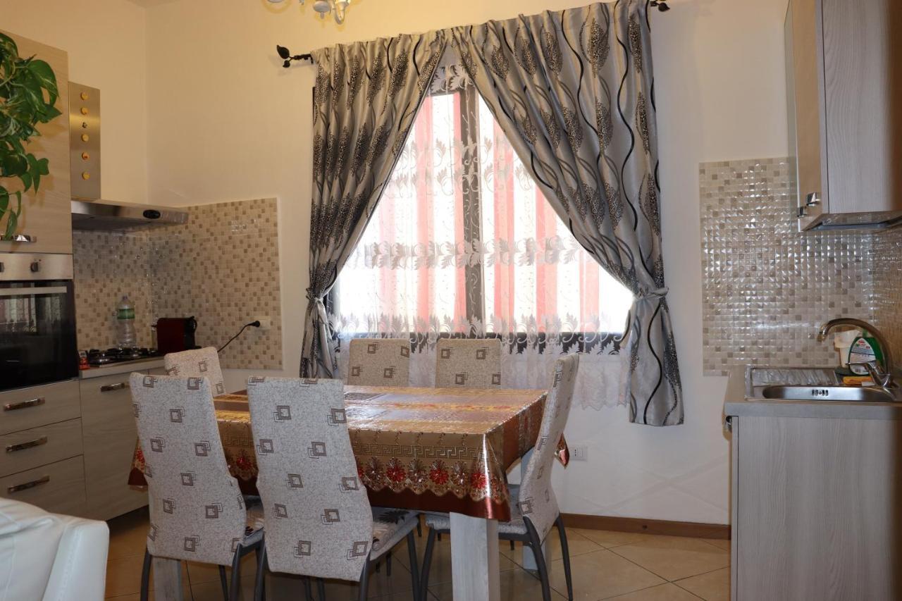 Casa Andreea Vicino Al Centro Di Olbia Iun R5904 Apartment Exterior photo